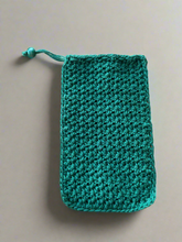 Load image into Gallery viewer, Green Crochet Sunglasses Case
