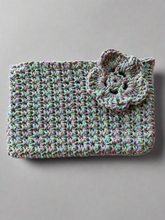 Load image into Gallery viewer, Colourful cotton crochet pouch zipper flower
