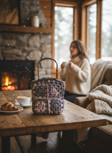 Load image into Gallery viewer, Lifestyle setting with first product view

