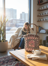 Load image into Gallery viewer, Stylish everyday winter setting
