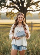 Load image into Gallery viewer, Teenager with Gray Blue Crochet Wallet
