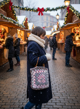Load image into Gallery viewer, Winter outdoor setting
